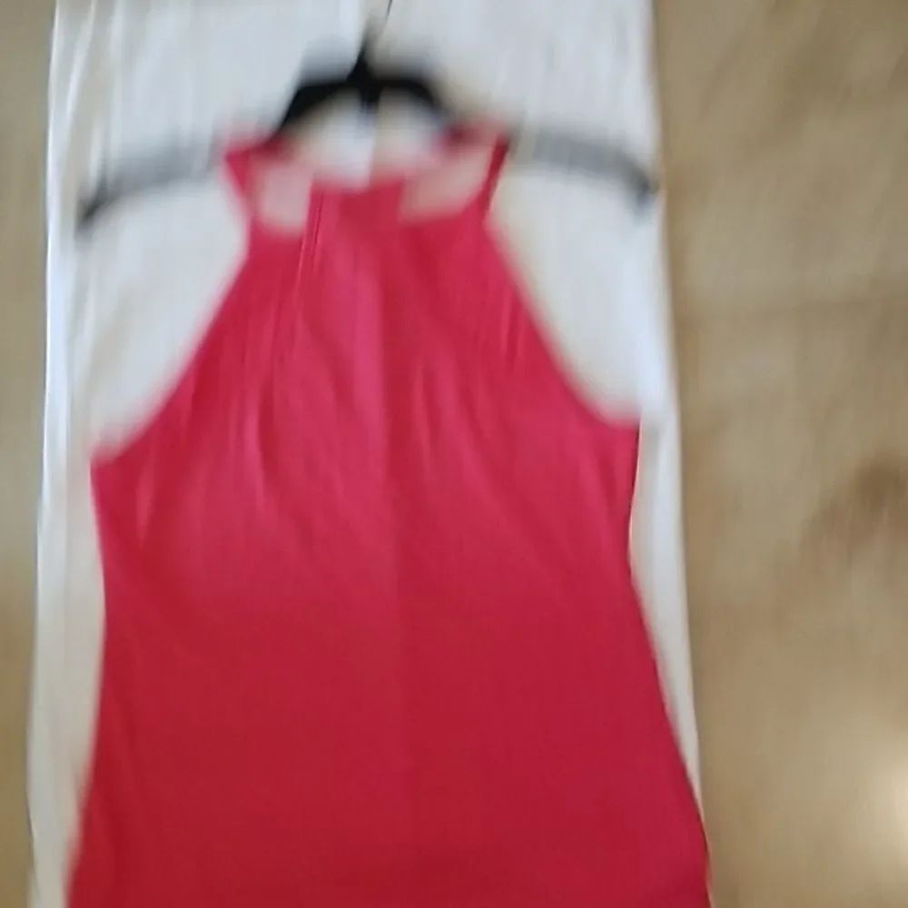 Flowy Silky Tank Top - Picture 6 of 6